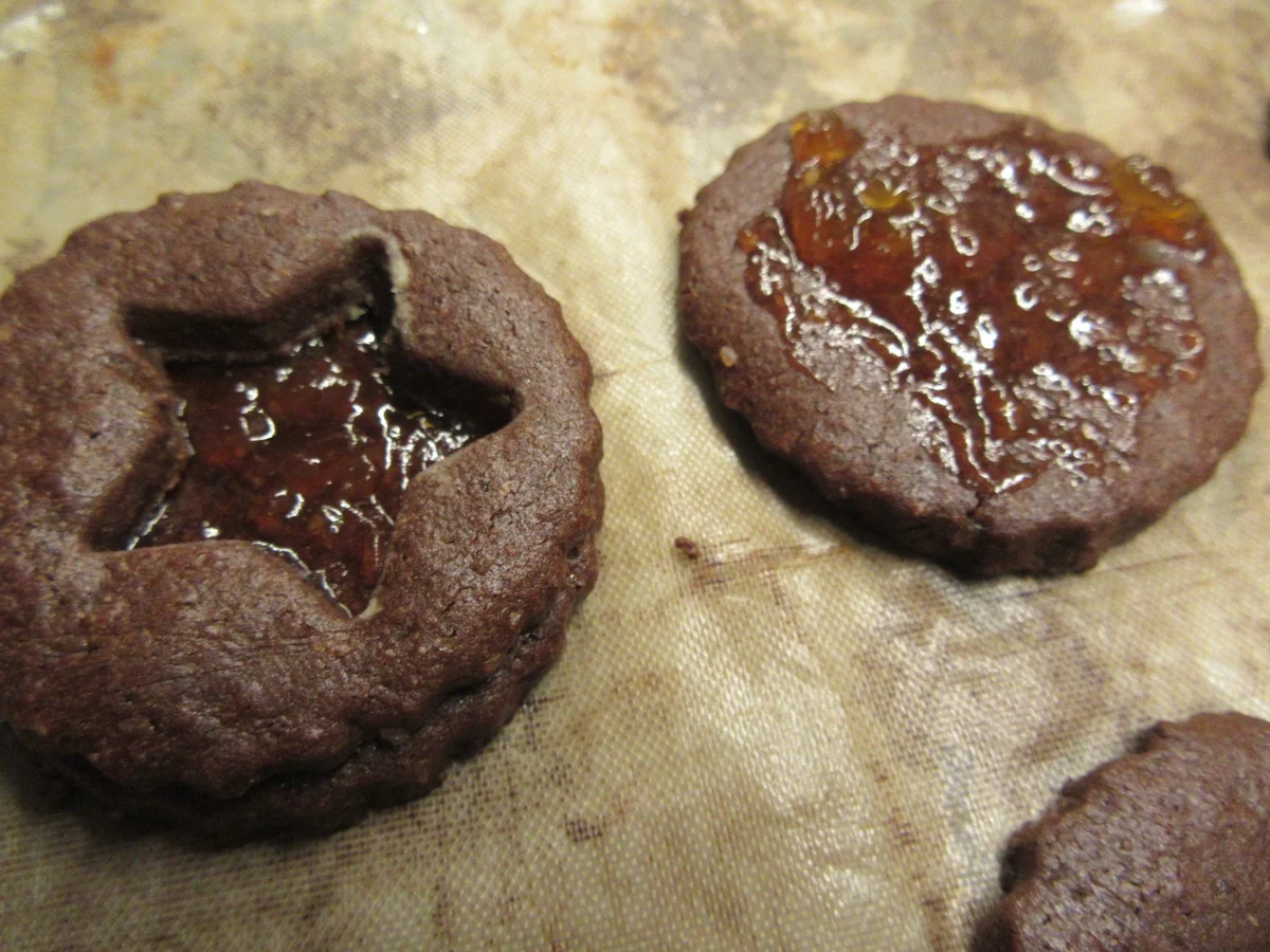 Rezept: Plätzchen: Schwarze Schlingel Bild Nr. 4544 Plätzchen: Schwarze Schlingel - Rezept - Bild Nr. 4544