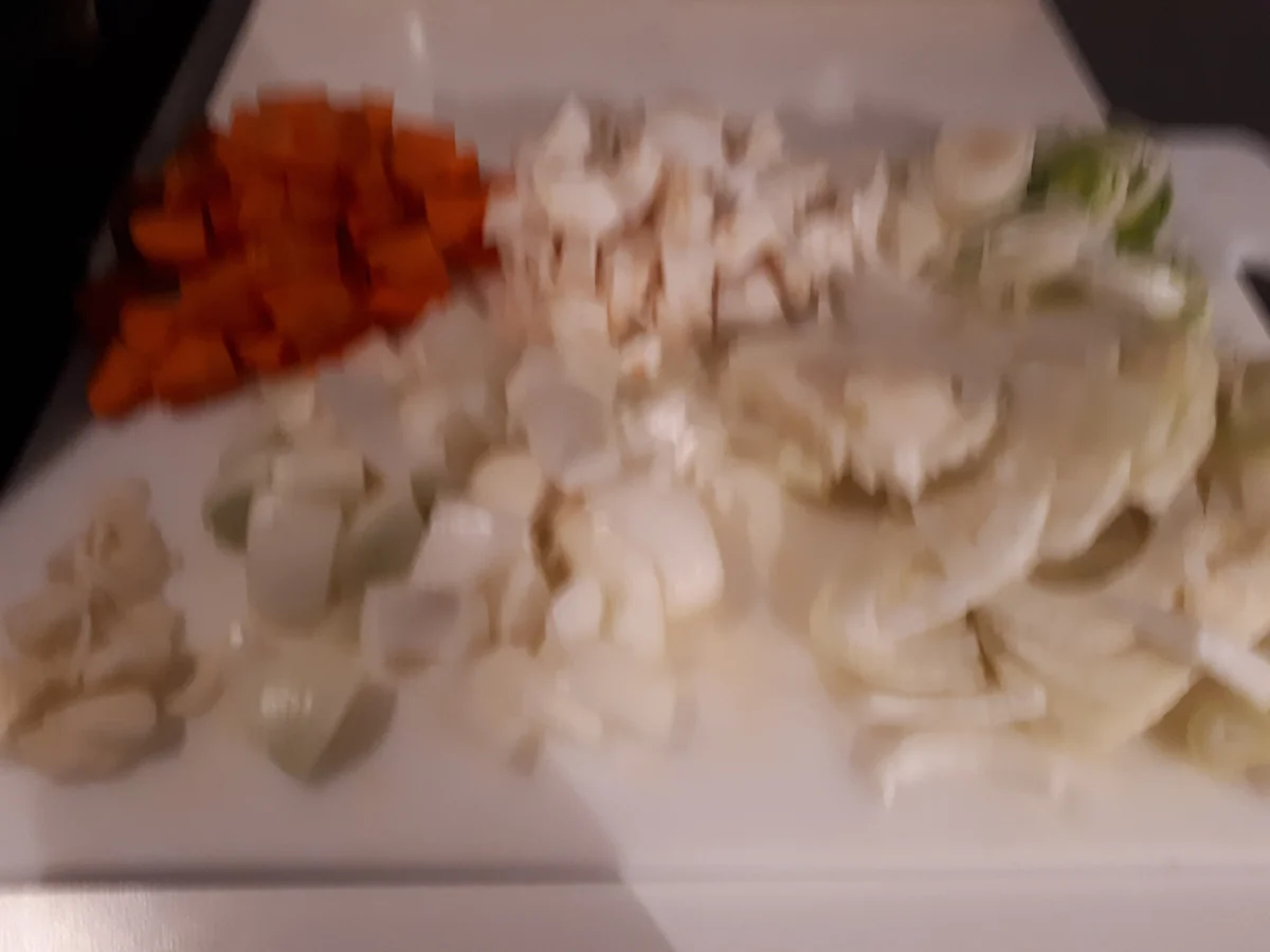 Rezept: Hühnerschenkel in scharfer Honig-Senf-Marinade Bild Nr. 4552 Hühnerschenkel in scharfer Honig-Senf-Marinade - Rezept - Bild Nr. 4552