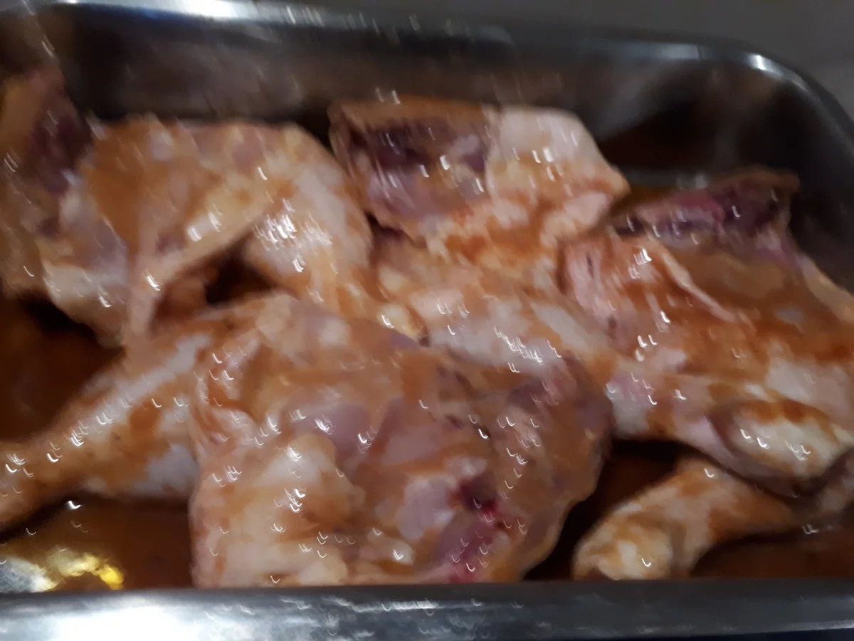 Rezept: Hühnerschenkel in scharfer Honig-Senf-Marinade Bild Nr. 4555 Hühnerschenkel in scharfer Honig-Senf-Marinade - Rezept - Bild Nr. 4555