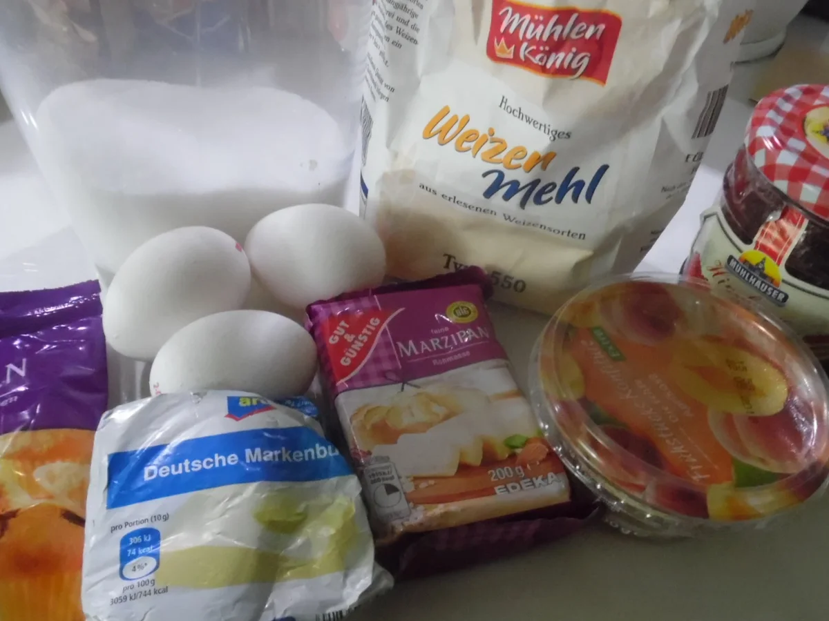 Rezept: Marzipan-Schleifen Bild Nr. 6 Marzipan-Schleifen - Rezept - Bild Nr. 6