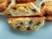 Blätterteigschnecken mit Rosinen - Rezept - Bild Nr. 4550