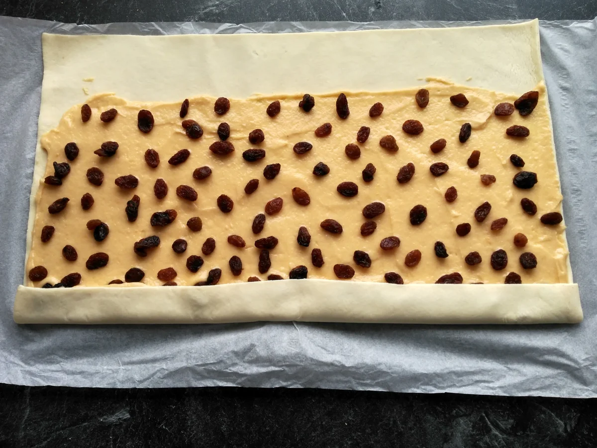 Blätterteigschnecken mit Rosinen - Rezept - Bild Nr. 4551