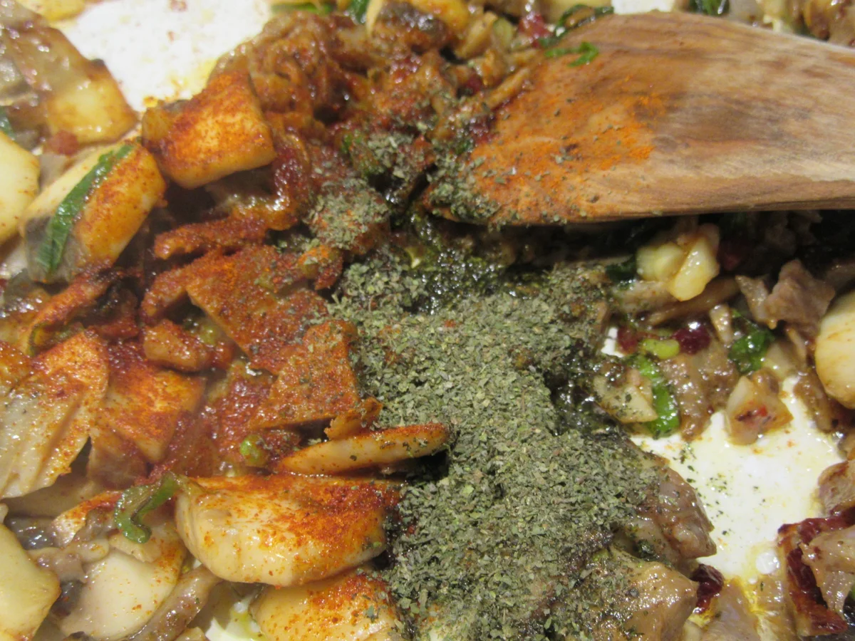 Rezept: Pasta: Tagliatelle alla "Gyros" Bild Nr. 4554 Pasta: Tagliatelle alla "Gyros" - Rezept - Bild Nr. 4554