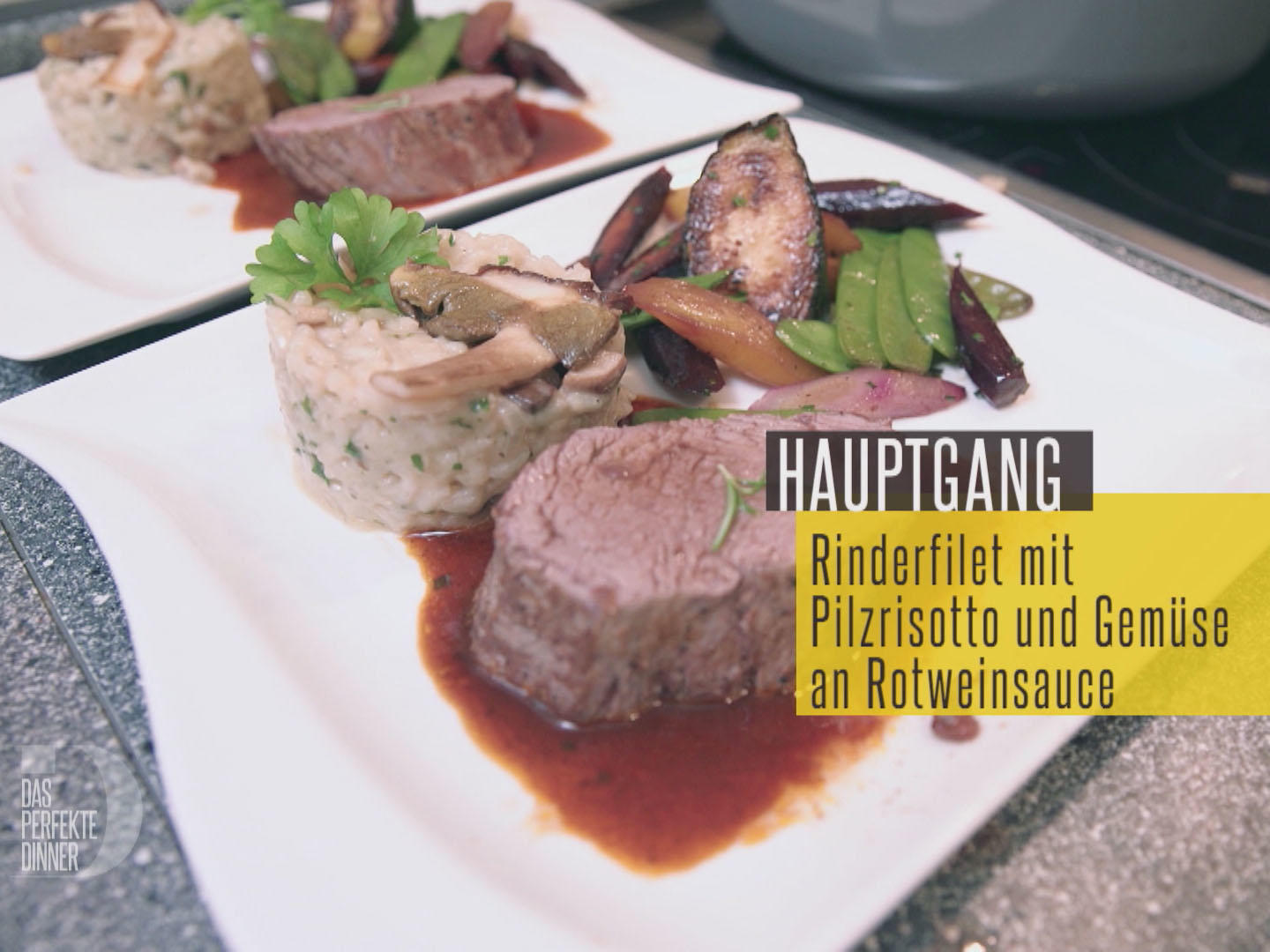 Bilder für Rinderfilet mit Pilzrisotto und Sommergemüse an Rotweinsoße - Rezept