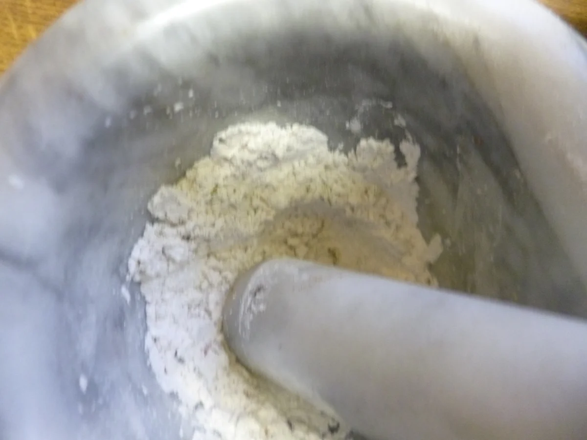 Rezept: Gewürzmischung für Weißgebäck oder Helle Plätzchen Bild Nr. 4551 Gewürzmischung für Weißgebäck oder Helle Plätzchen - Rezept - Bild Nr. 4551