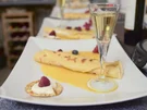Crêpes Grand Marnier mit Orangencremefüllung auf Orangenspiegel - Rezept - Bild Nr. 2
