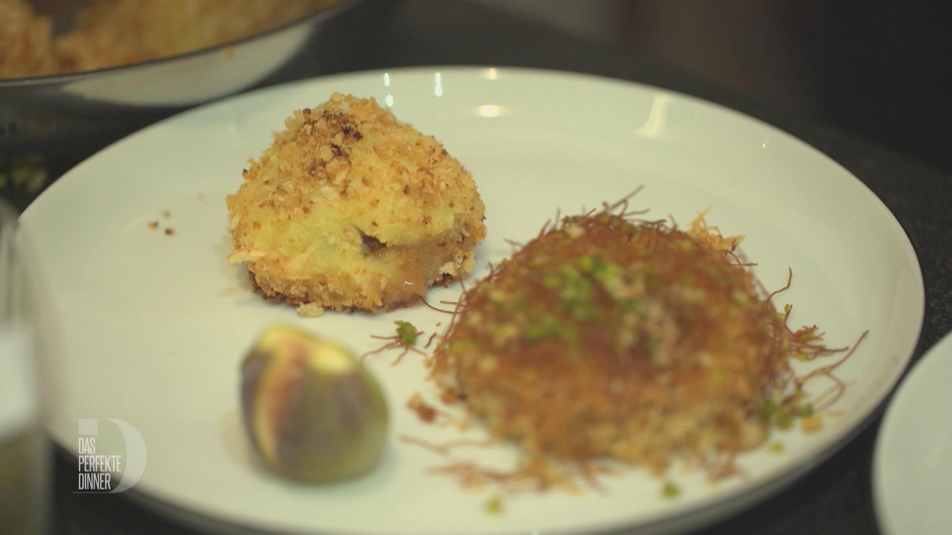 Bilder für Kadayif, Zwetschgenknödel mit Vanillesoße - Rezept