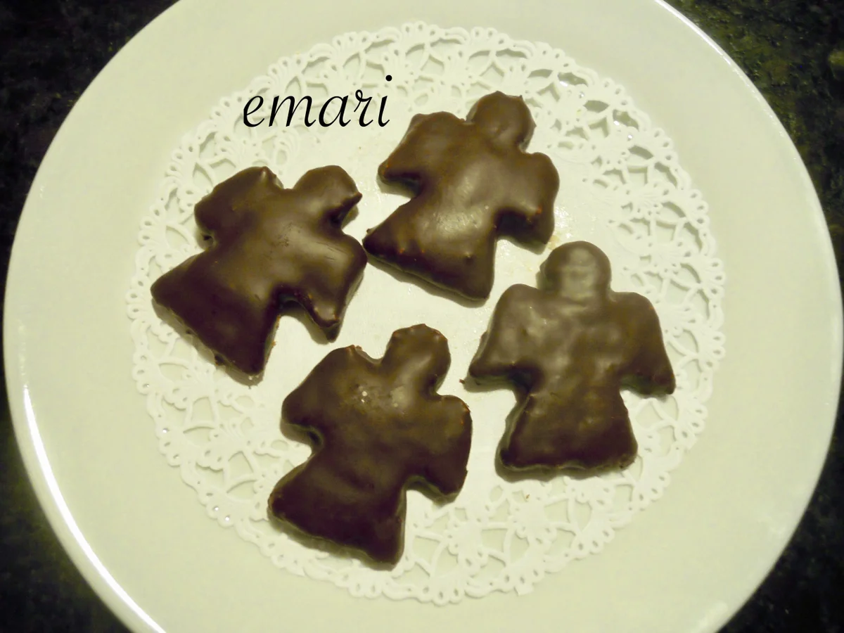 Haselnuß Engel - Rezept - Bild Nr. 4605