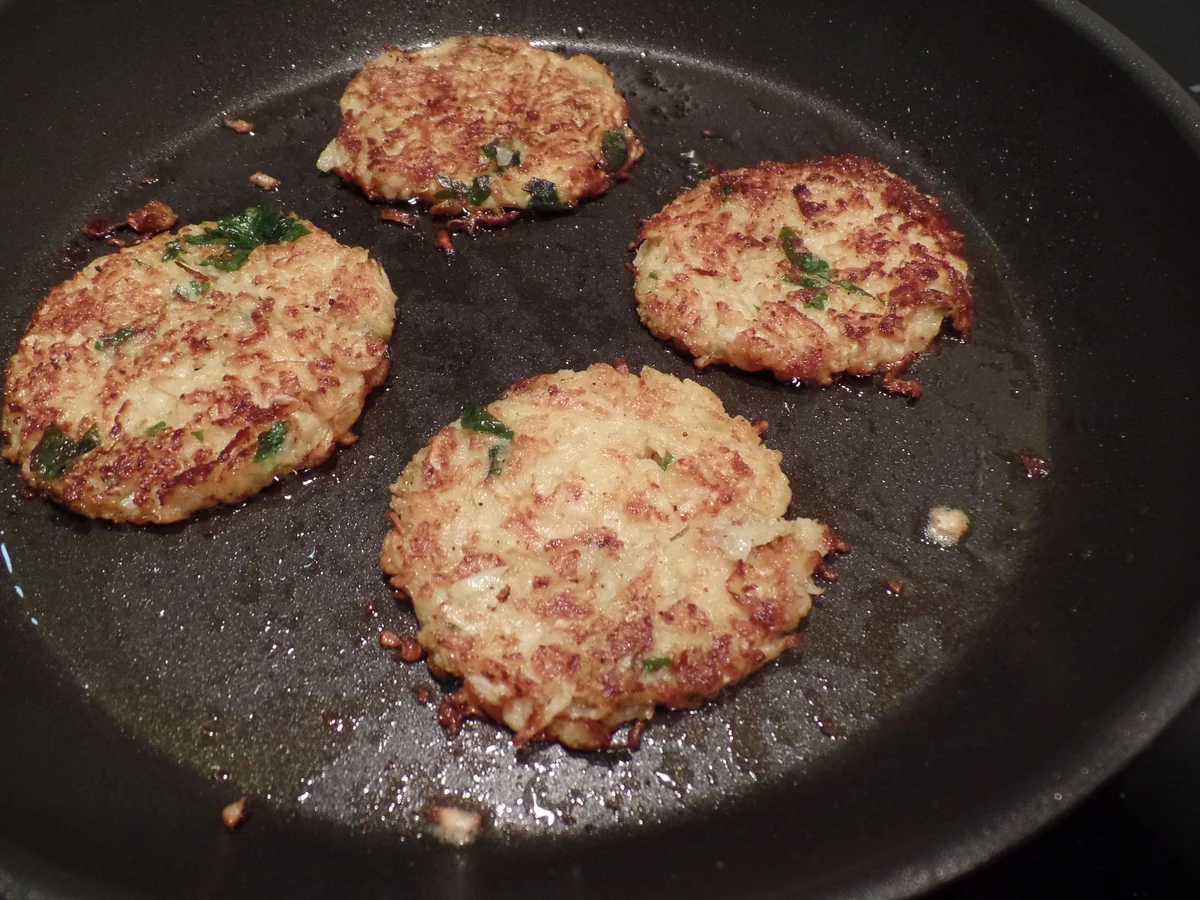 Rezept: Selleriepuffer Bild Nr. 4587 Selleriepuffer - Rezept - Bild Nr. 4587