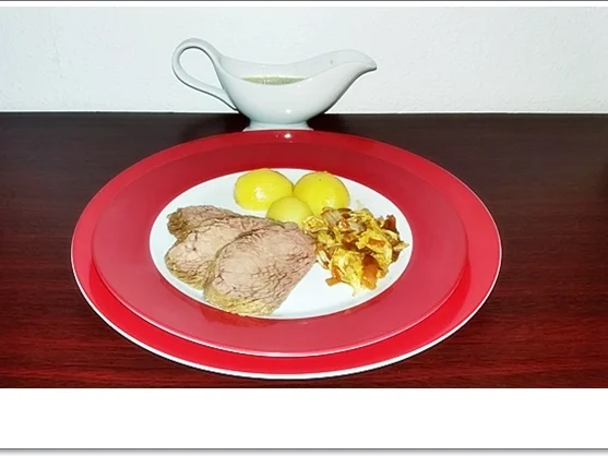 Pochierter Tafelspitz mit Schnittlauchsauce und Kartoffeln - Rezept - Bild Nr. 4591