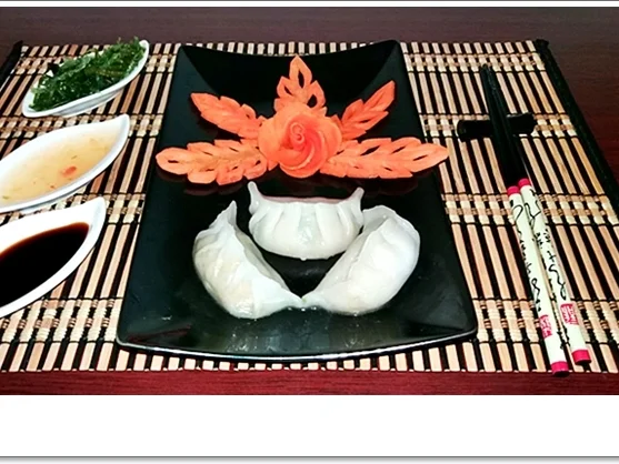 Gedämpfte Dumplings mit Schweinehack Füllung - Rezept - Bild Nr. 4576