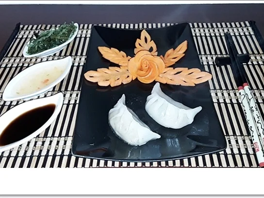 Gedämpfte Dumplings mit Schweinehack Füllung - Rezept - Bild Nr. 4595