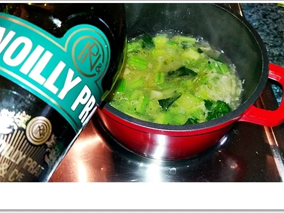 Cremige Staudensellerie-Salbei-Suppe - Rezept - Bild Nr. 4587