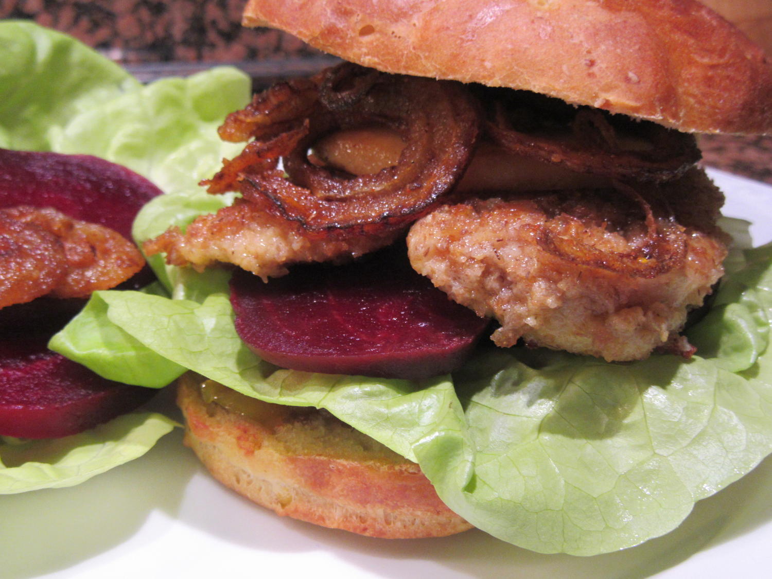 Burger: Spezial-Veggi-Burger - Rezept mit Bild - kochbar.de