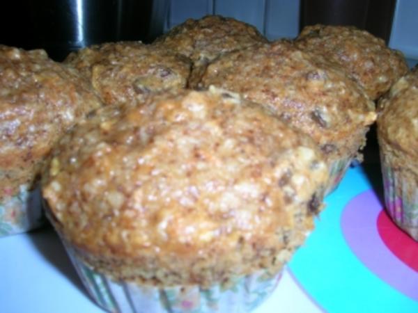 Karotten-Apfel-Muffins - Rezept mit Bild - kochbar.de