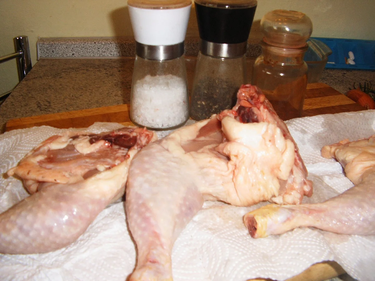 Rezept: Zitronen-Hähnchenkeulen Bild Nr. 4605 Zitronen-Hähnchenkeulen - Rezept - Bild Nr. 4605