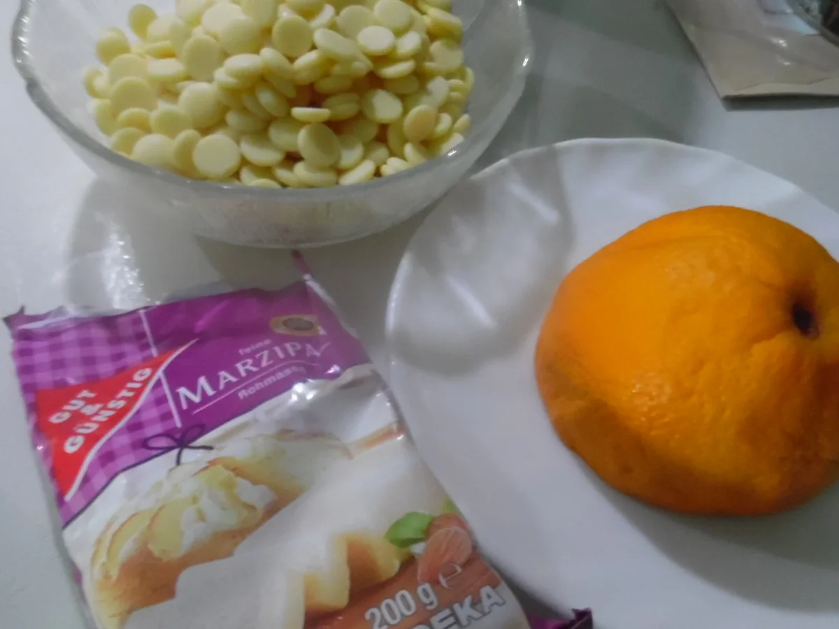 Rezept: Mokka-Sterne mit Marzipanfüllung Bild Nr. 4638 Mokka-Sterne mit Marzipanfüllung - Rezept - Bild Nr. 4638