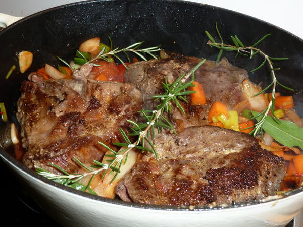 Geschmorte Ochsenb Ckchen Aus Dem Backofen Rezept Kochbar De