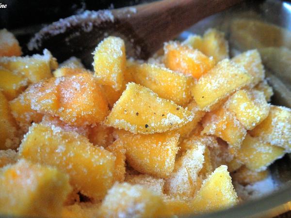 Kaki Granatapfel Konfitüre mit Tonkabohne - einfach - 204 kcal/100g