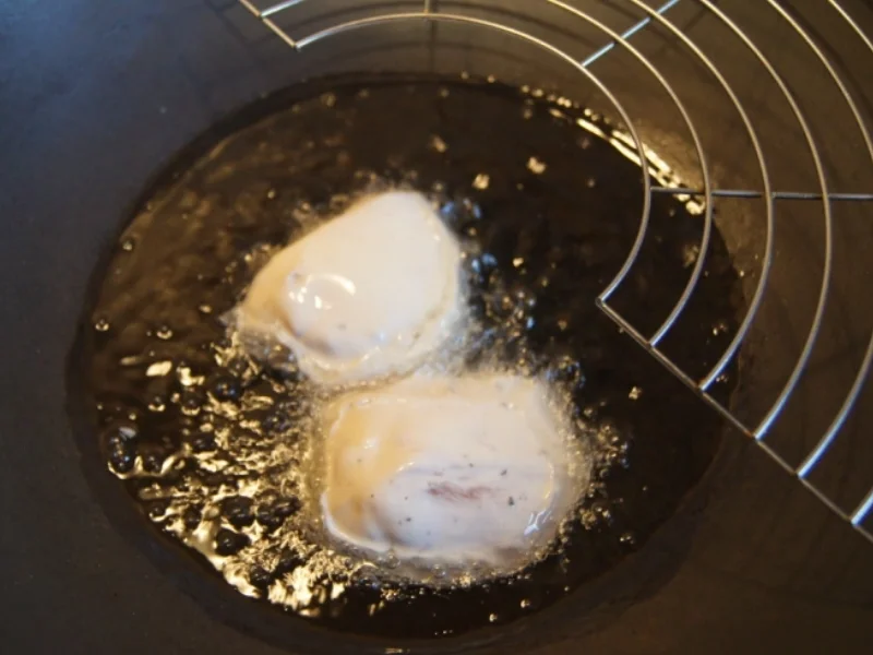 Gebratene Nudeln mit Ei, Gemüsestreifen und gebackenen Hähnchenbrustfilet - Rezept - Bild Nr. 4609