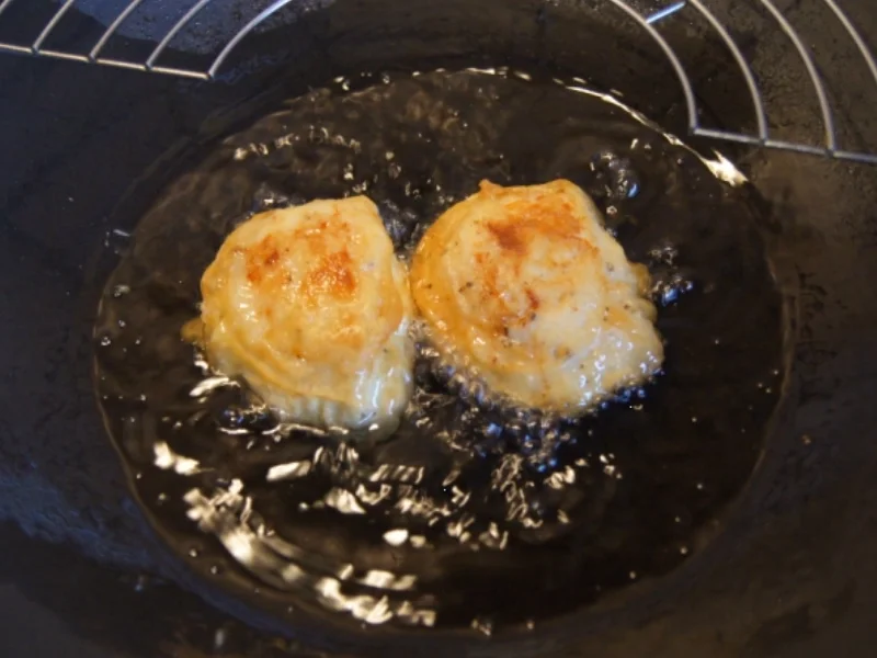 Gebratene Nudeln mit Ei, Gemüsestreifen und gebackenen Hähnchenbrustfilet - Rezept - Bild Nr. 4610