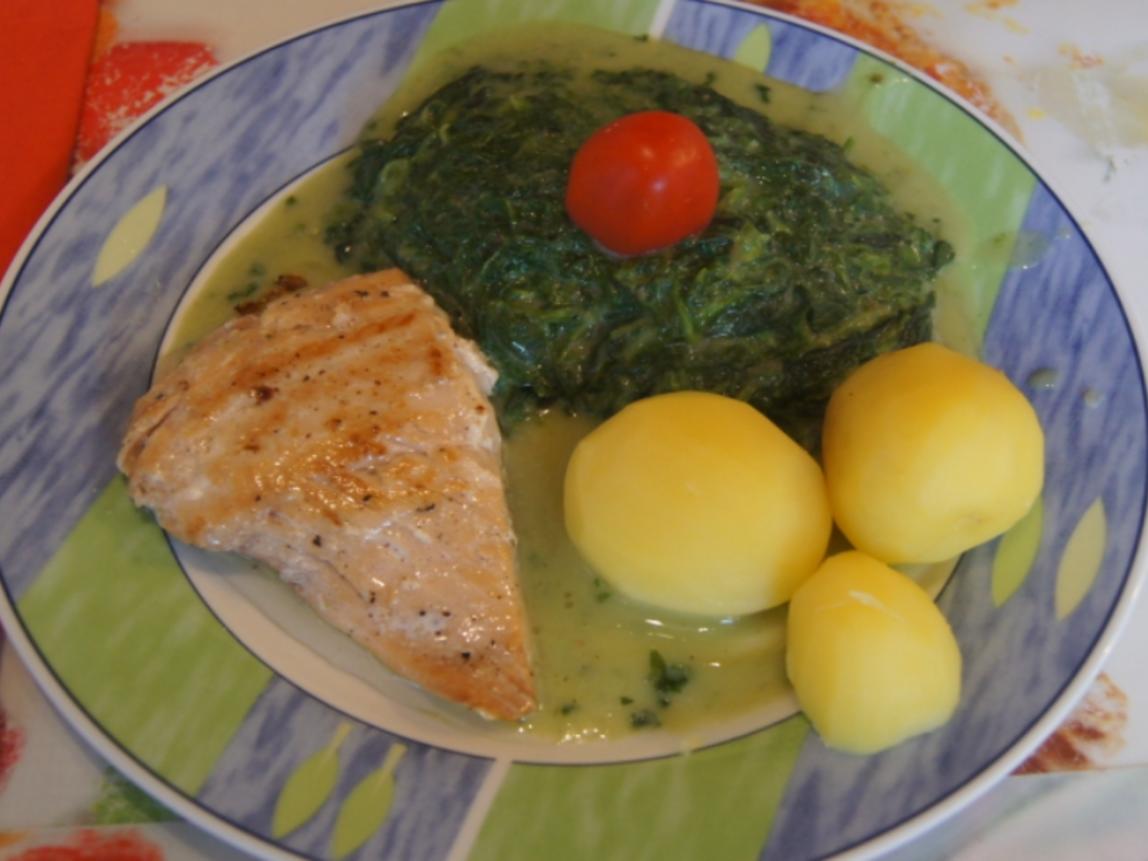 Wildlachsfilet mit Rahm Blattspinat und Salzkartoffeln - einfach - von ...