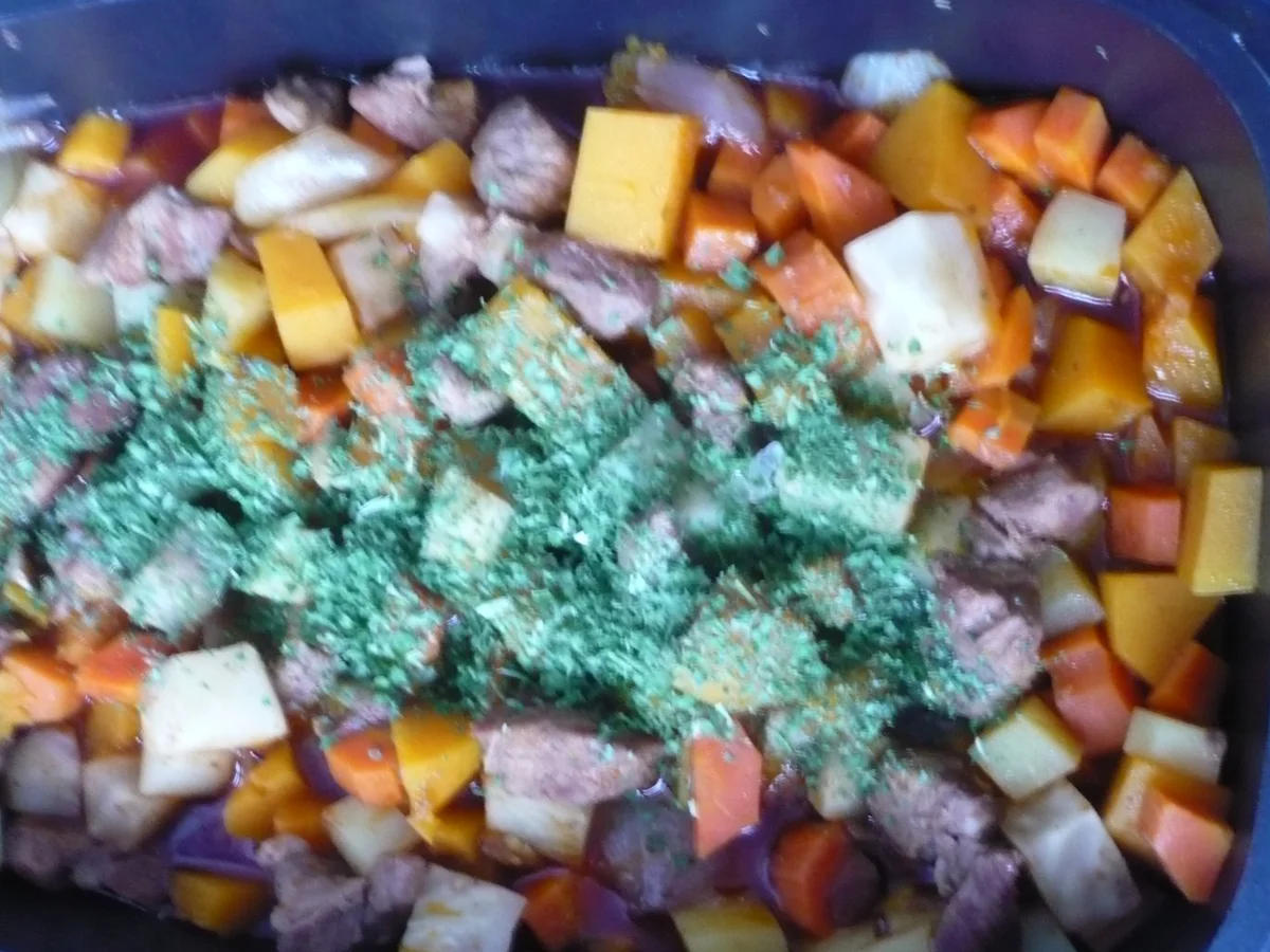 Rezept: Kürbisgemüse - Gulasch Bild Nr. 4625 Kürbisgemüse - Gulasch - Rezept - Bild Nr. 4625