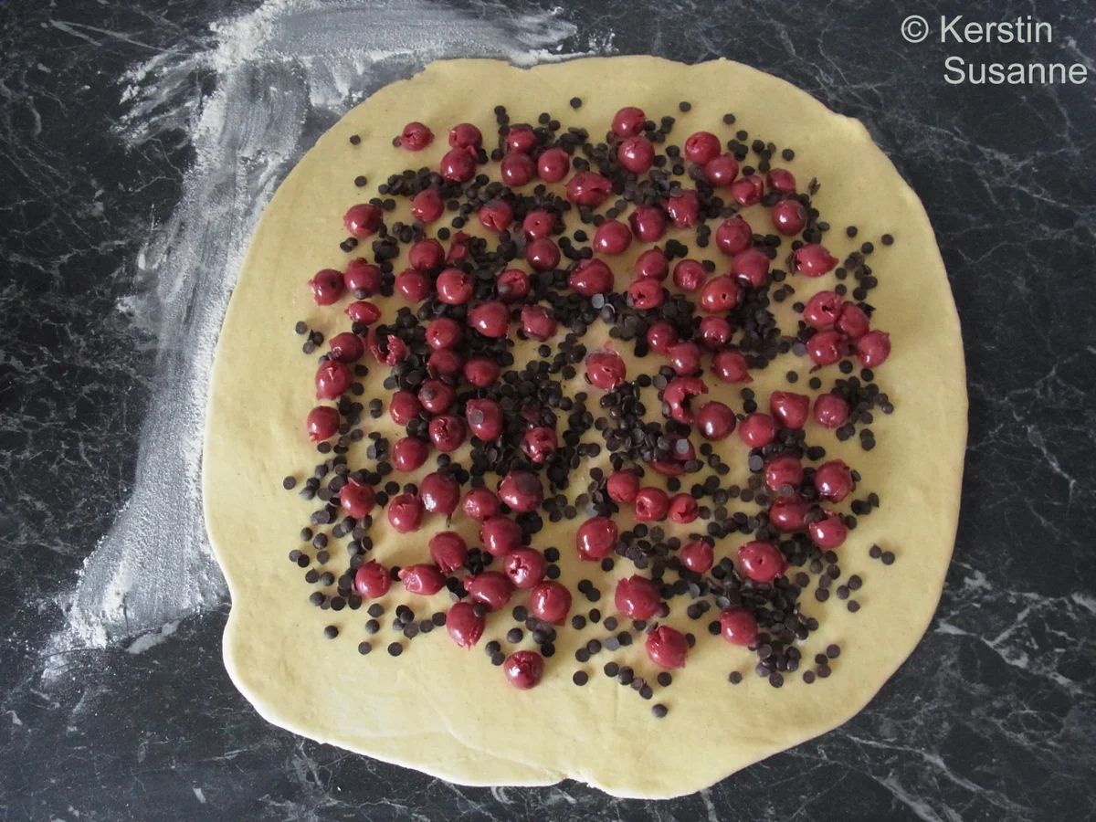 Rezept: Schwarzwälder Stollen Bild Nr. 4627 Schwarzwälder Stollen - Rezept - Bild Nr. 4627