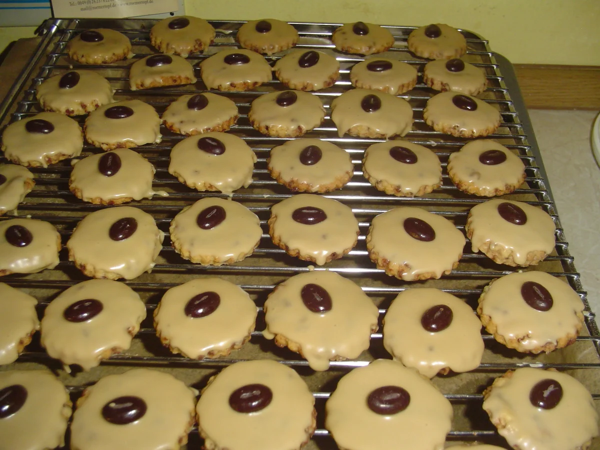 Rezept: Cappuccinoplätzchen für Kaffeefans Bild Nr. 2 Cappuccinoplätzchen für Kaffeefans - Rezept - Bild Nr. 2