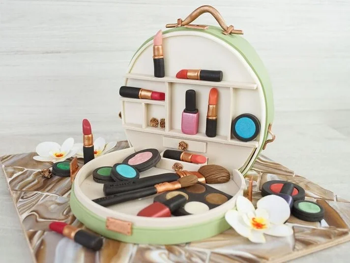 'Sally backt' Kosmetikkoffer-Torte - Rezept - Bild Nr. 12