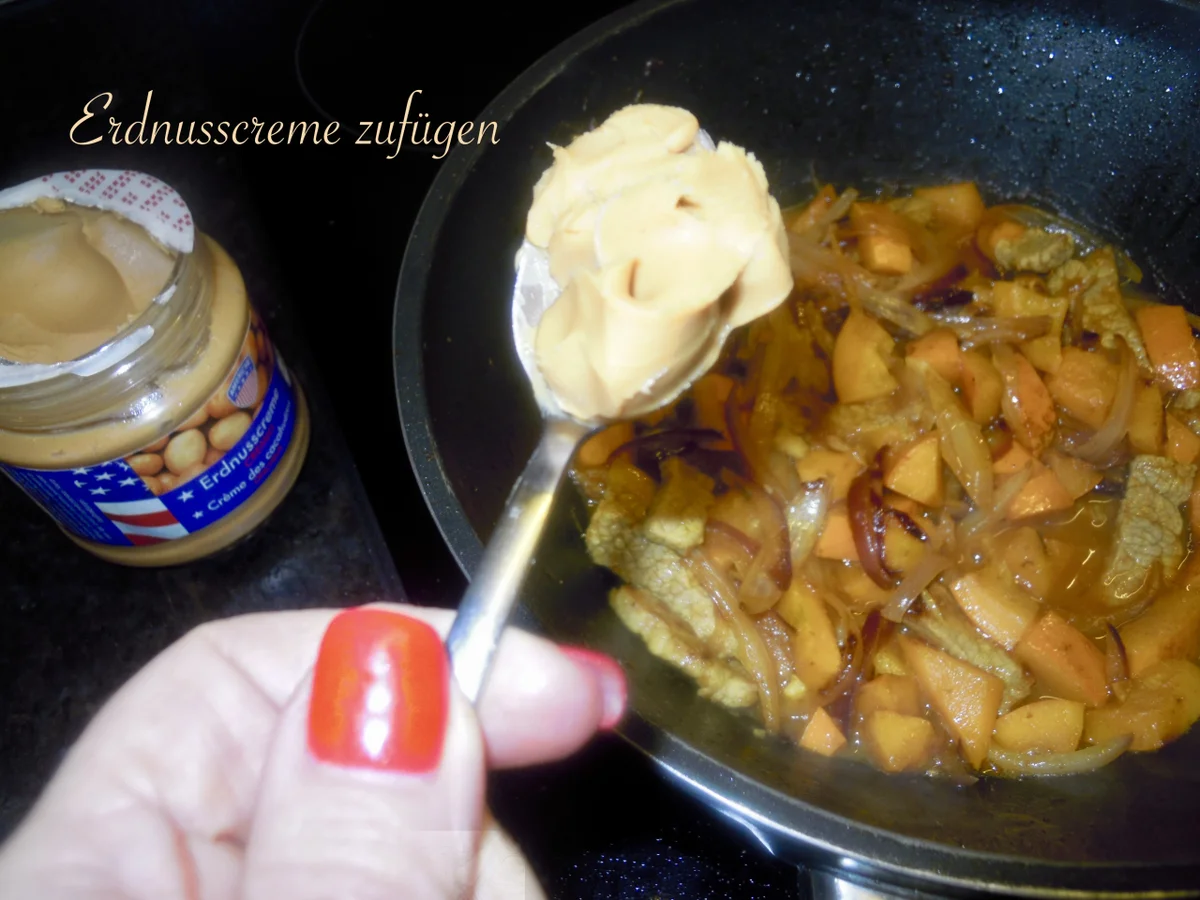 Kalbgeschnetzeltes in Curry Kokos Erdnuss Sauce - Rezept - Bild Nr. 4632