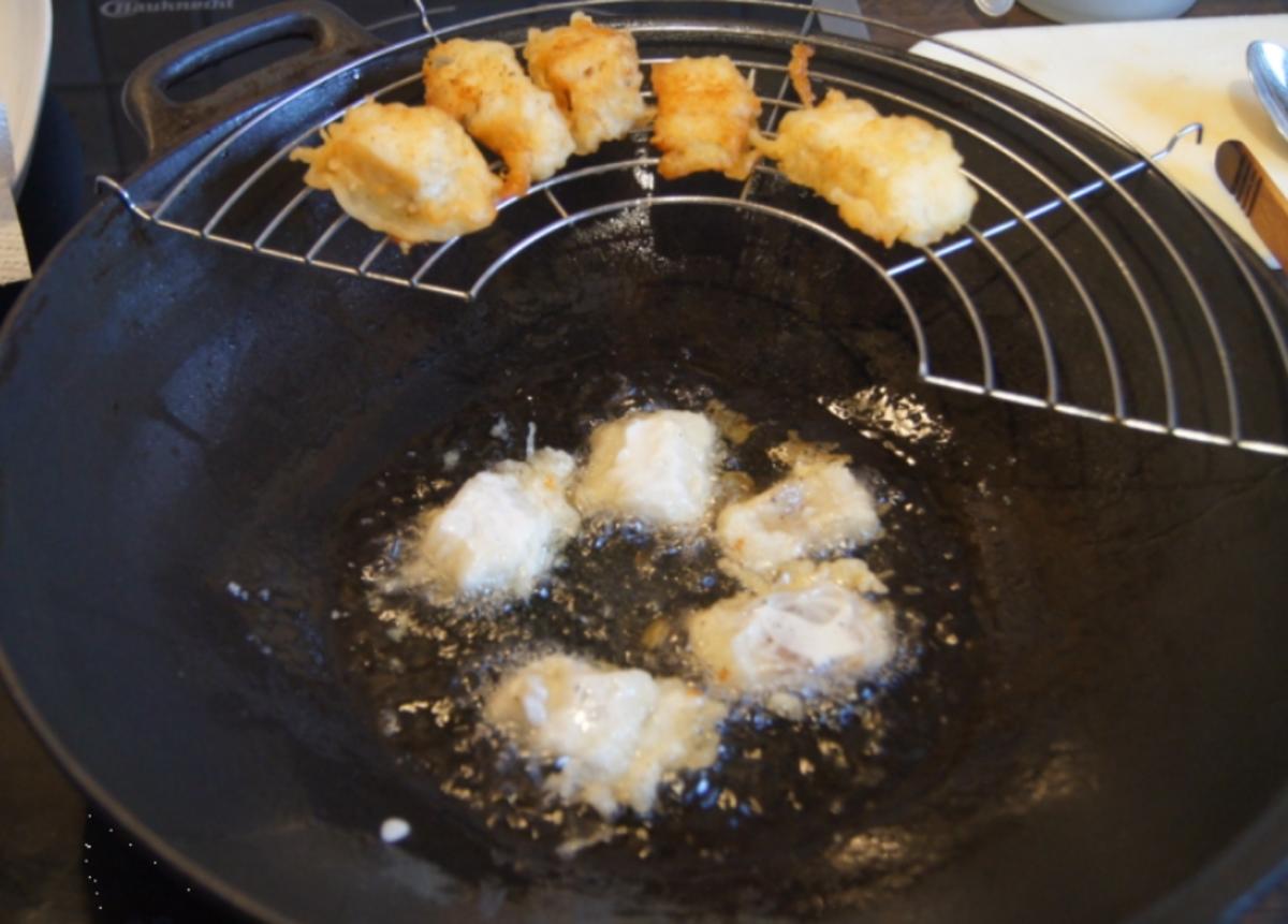 Ausgebackenes Seelachsfilet mit Rösti-Ecken und Rahmerbsen - Rezept - Bild Nr. 4629