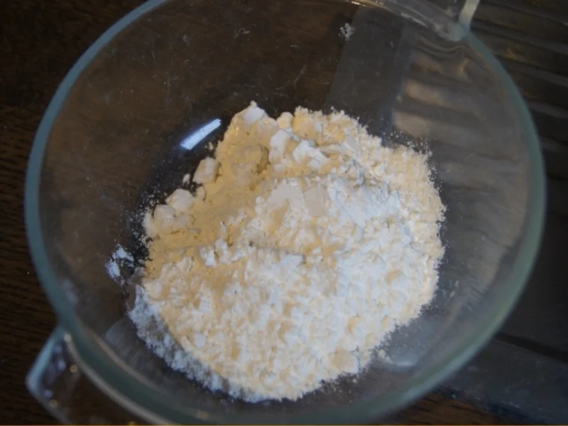 Rezept: Ausgebackenes Seelachsfilet mit Rösti-Ecken und Rahmerbsen Bild Nr. 4631 Ausgebackenes Seelachsfilet mit Rösti-Ecken und Rahmerbsen - Rezept - Bild Nr. 4631