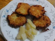 Reibekuchen mit Apfelstücken - Rezept - Bild Nr. 4645