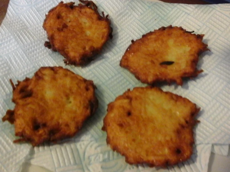 Rezept: Reibekuchen mit Apfelstücken Bild Nr. 4654 Reibekuchen mit Apfelstücken - Rezept - Bild Nr. 4654