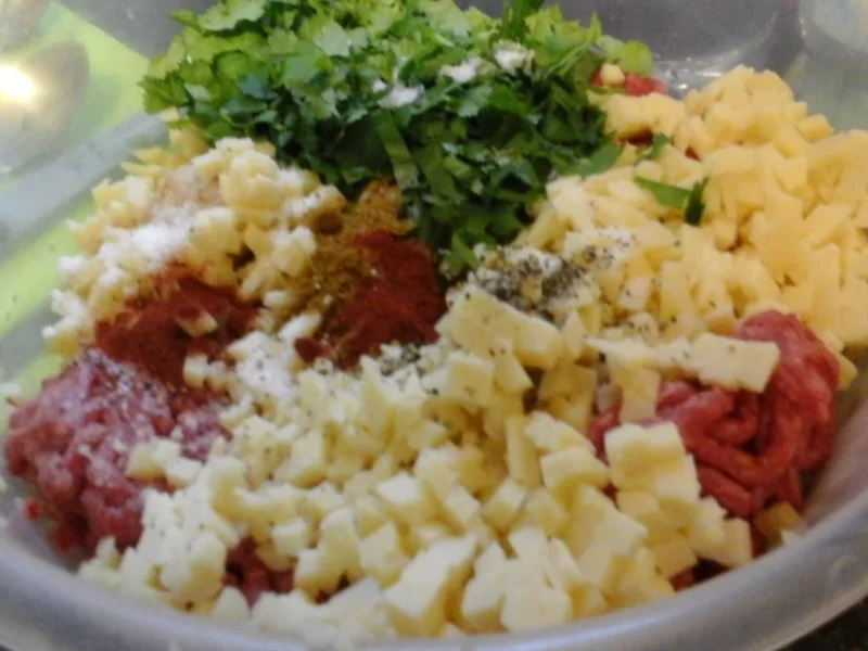 Pikante Frikadellen mit Käse - Rezept - Bild Nr. 4648