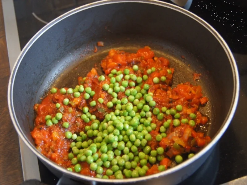 Schweinefiletspieße mit Zwiebeln und Djuvec-Reis - Rezept - Bild Nr. 4656