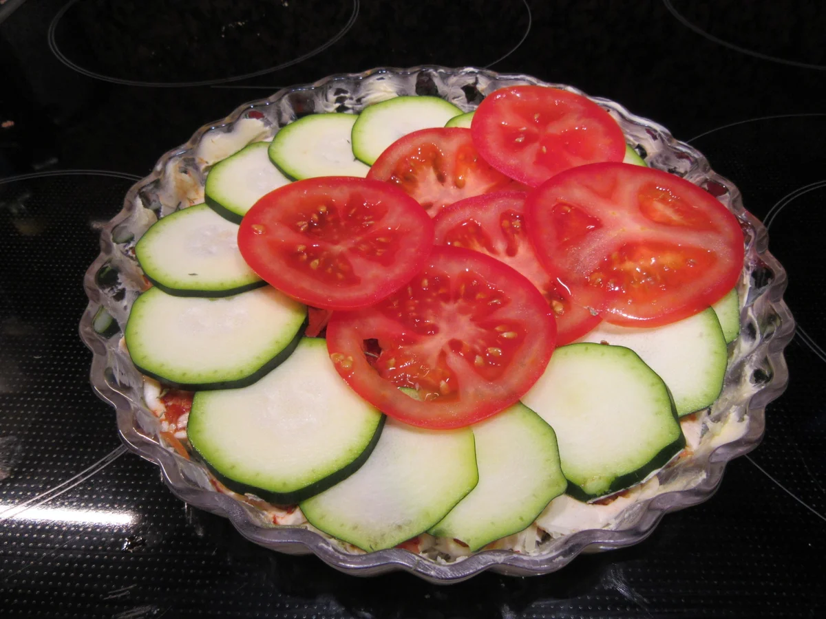 Rezept: Pikantes Backen: Blätterteig-Quiche mit Parmesanstreuseln Bild Nr. 4651 Pikantes Backen: Blätterteig-Quiche mit Parmesanstreuseln - Rezept - Bild Nr. 4651