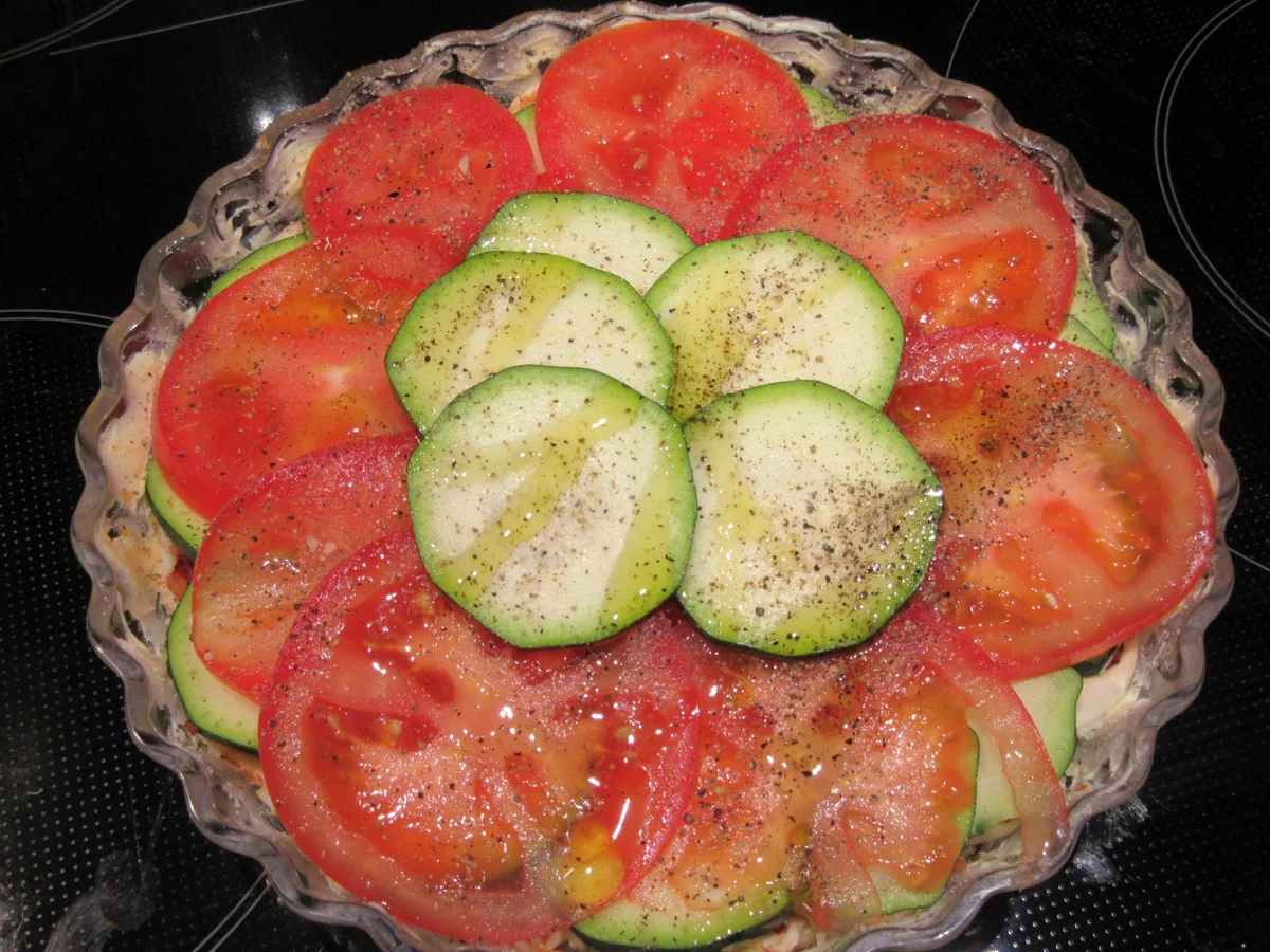 Rezept: Pikantes Backen: Blätterteig-Quiche mit Parmesanstreuseln Bild Nr. 4652 Pikantes Backen: Blätterteig-Quiche mit Parmesanstreuseln - Rezept - Bild Nr. 4652