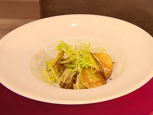 Rezept: Warmes Pfifferlingstatar und Artischocken (Blick in Bennos Topf) Bild Nr. 4645 Warmes Pfifferlingstatar und Artischocken (Blick in Bennos Topf) - Rezept - Bild Nr. 4645