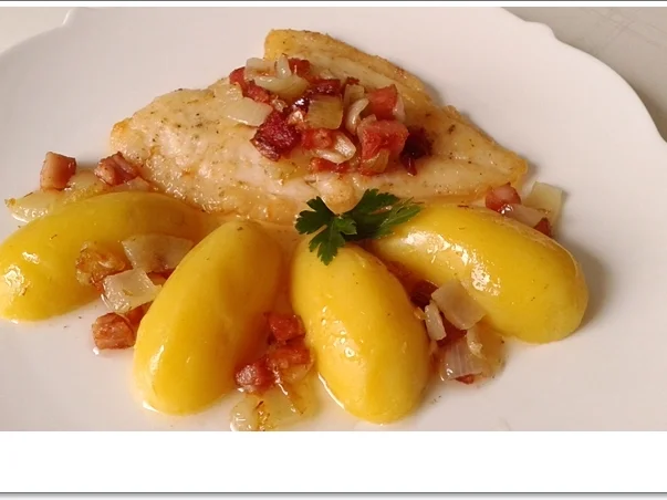 Rezept: Gebratene Scholle nach Finkenwerder Art mit Salzkartoffeln Bild Nr. 4646 Gebratene Scholle nach Finkenwerder Art mit Salzkartoffeln - Rezept - Bild Nr. 4646