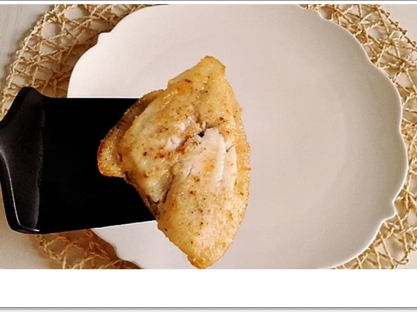 Rezept: Gebratene Scholle nach Finkenwerder Art mit Salzkartoffeln Bild Nr. 4655 Gebratene Scholle nach Finkenwerder Art mit Salzkartoffeln - Rezept - Bild Nr. 4655