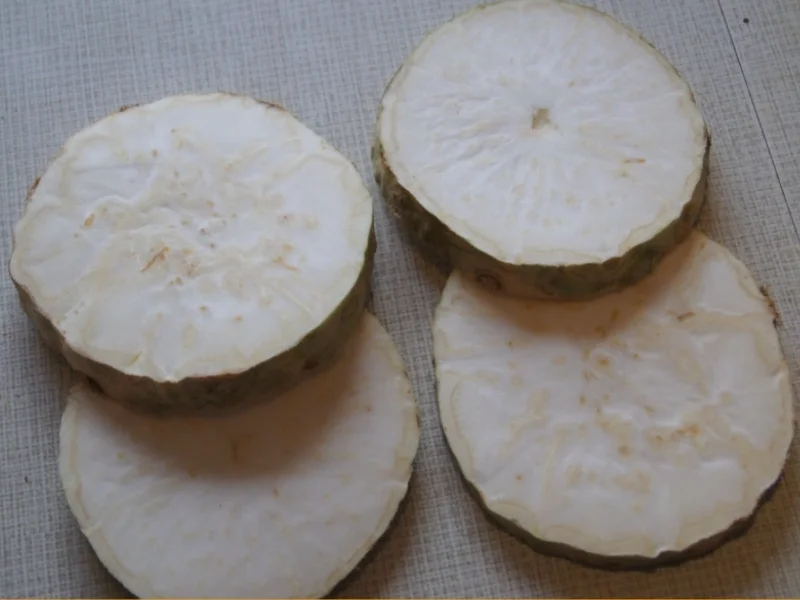 Rezept: Sellerie-Cordon-bleu mit Süßkartoffelstampf Bild Nr. 4647 Sellerie-Cordon-bleu mit Süßkartoffelstampf - Rezept - Bild Nr. 4647