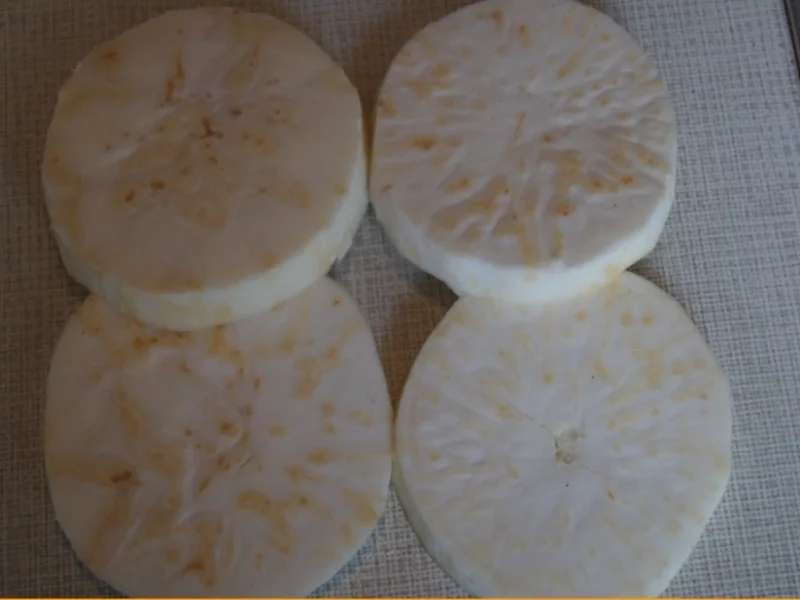 Rezept: Sellerie-Cordon-bleu mit Süßkartoffelstampf Bild Nr. 4648 Sellerie-Cordon-bleu mit Süßkartoffelstampf - Rezept - Bild Nr. 4648