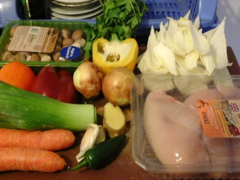 Rezept: Hähnchenbrustfiletcurry mit Gemüse im Wok Bild Nr. 4650 Hähnchenbrustfiletcurry mit Gemüse im Wok - Rezept - Bild Nr. 4650