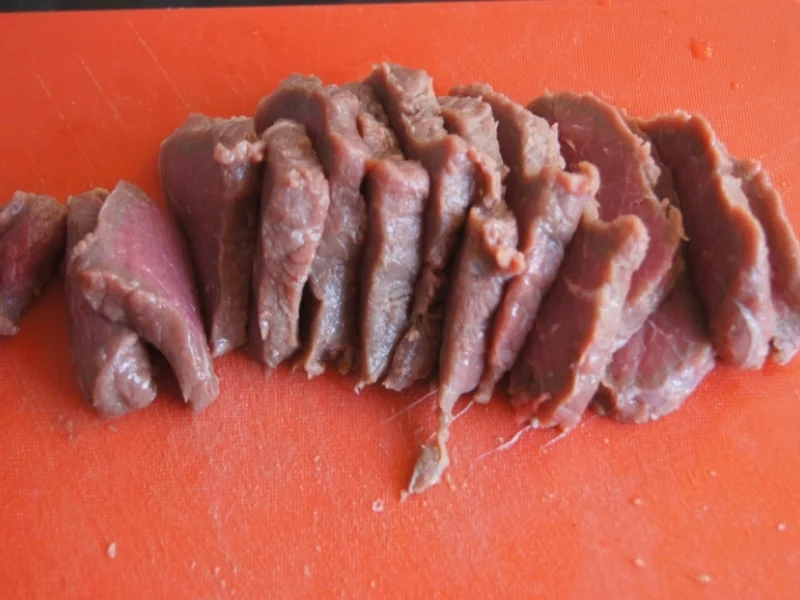 Rindfleisch mit Gemüse im Wok und Weizennudeln - Rezept - Bild Nr. 4651