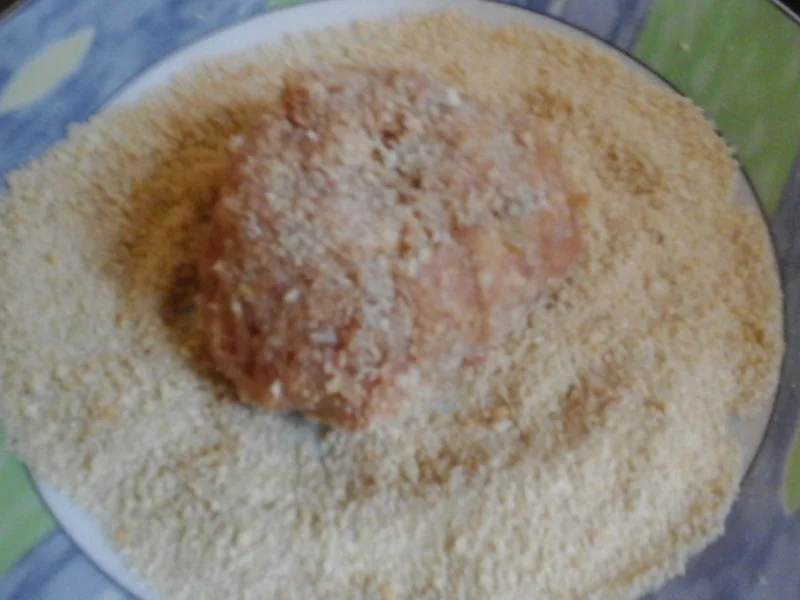 Rezept: Rindfleischbuletten mit zweierlei Kohl Bild Nr. 4656 Rindfleischbuletten mit zweierlei Kohl - Rezept - Bild Nr. 4656