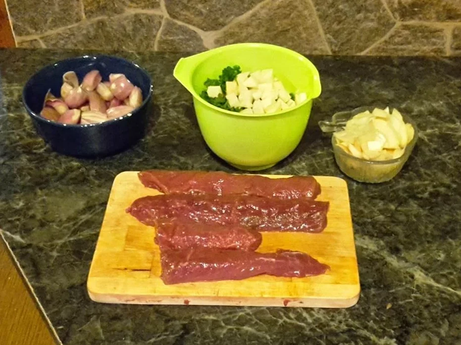 Rezept: Rehrücken mit Rotweinschalotten Bild Nr. 4658 Rehrücken mit Rotweinschalotten - Rezept - Bild Nr. 4658