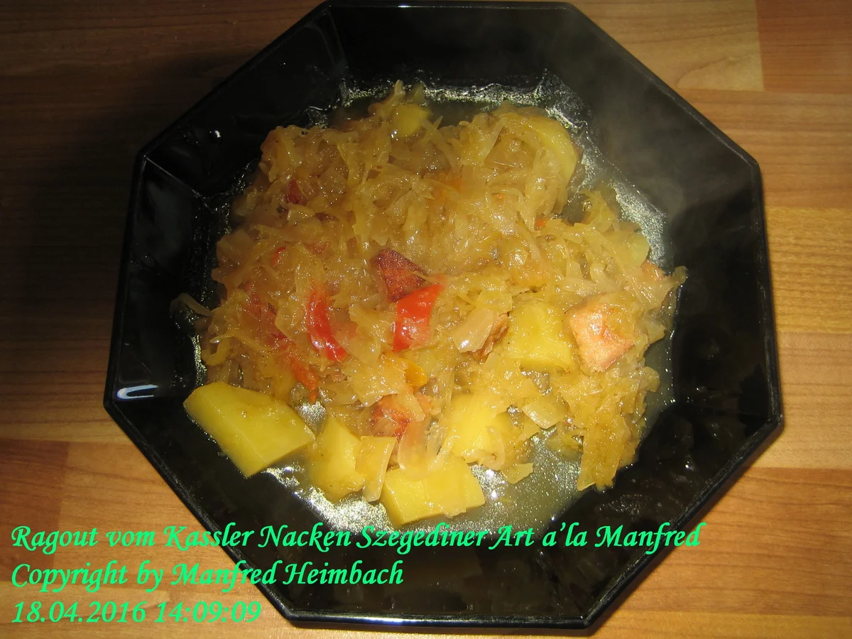 Rezept: Fleisch – Ragout vom Kassler Nacken Szegediner Art a’la Manfred Bild Nr. 4666 Fleisch – Ragout vom Kassler Nacken Szegediner Art a’la Manfred - Rezept - Bild Nr. 4666