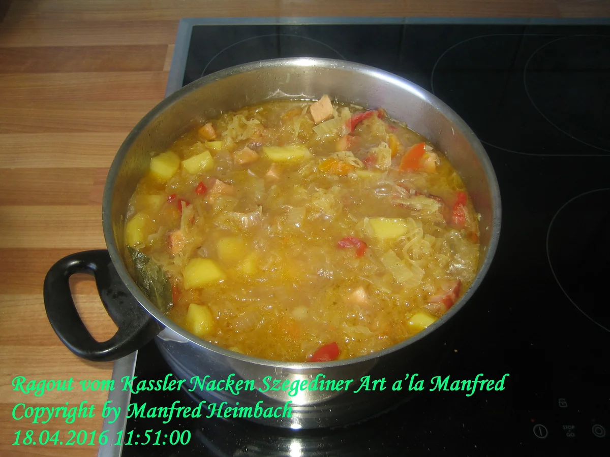 Rezept: Fleisch – Ragout vom Kassler Nacken Szegediner Art a’la Manfred Bild Nr. 4667 Fleisch – Ragout vom Kassler Nacken Szegediner Art a’la Manfred - Rezept - Bild Nr. 4667